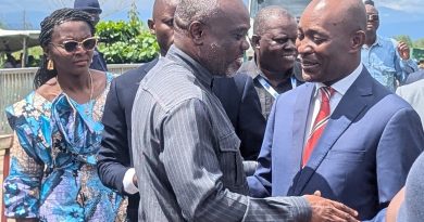 L’engagement et le sacrifice du Vice-Gouverneur du Sud-Kivu, Jean-Jacques ELAKANO pour le maintien de la paix et la sécurité à Uvira salués par son titulaire.