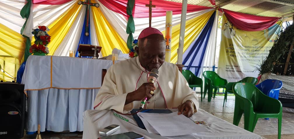 Noël célébré sous le signe de la paix malgré les violences : Mgr Sébastien-Joseph Muyengo Mulombe appel à la paix et à la fraternité.